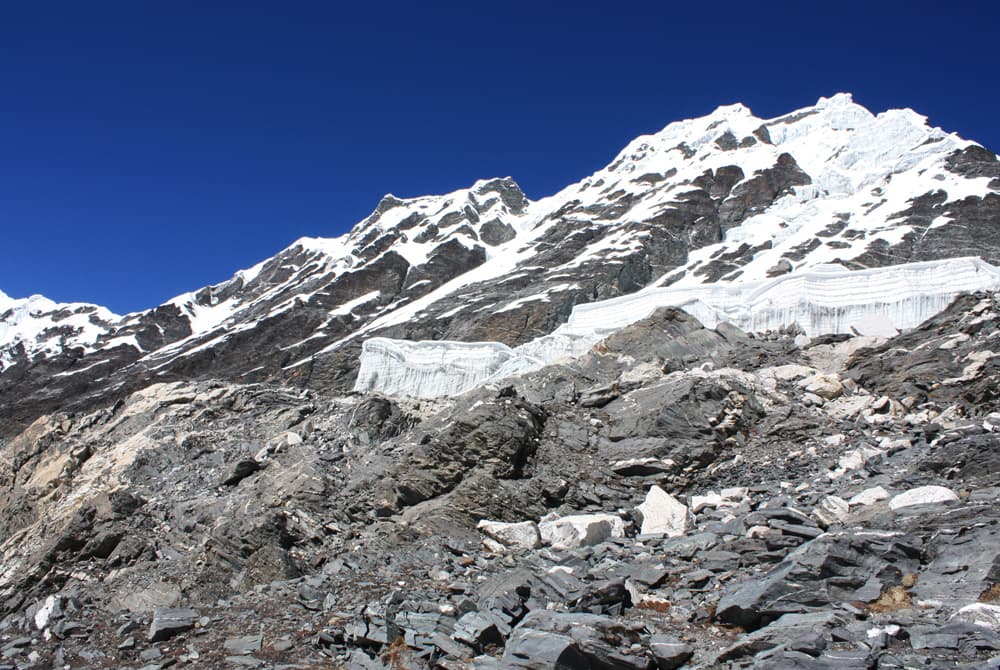 Lobuche East 02